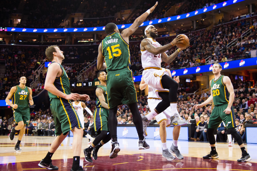 Le joueur vedette de Cleveland LeBron James a marqué 26 points contre Utah le 21 janvier 2015