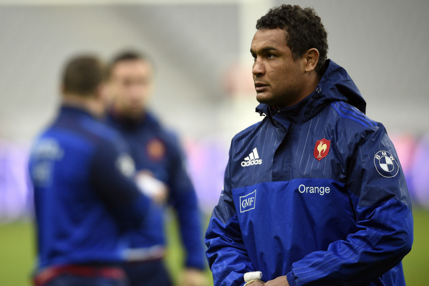 Le capitaine du XV de France Thierry Dusautoir lors du dernier entraînement des Bleus avant la rencontre avec l'Écosse le 6 février 2015 au Stade de France.