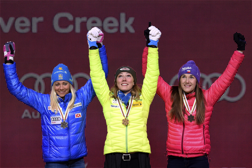 Mikaela Shiffrin (centre) le 14 février 2015 lors des Mondiaux de ski alpin
