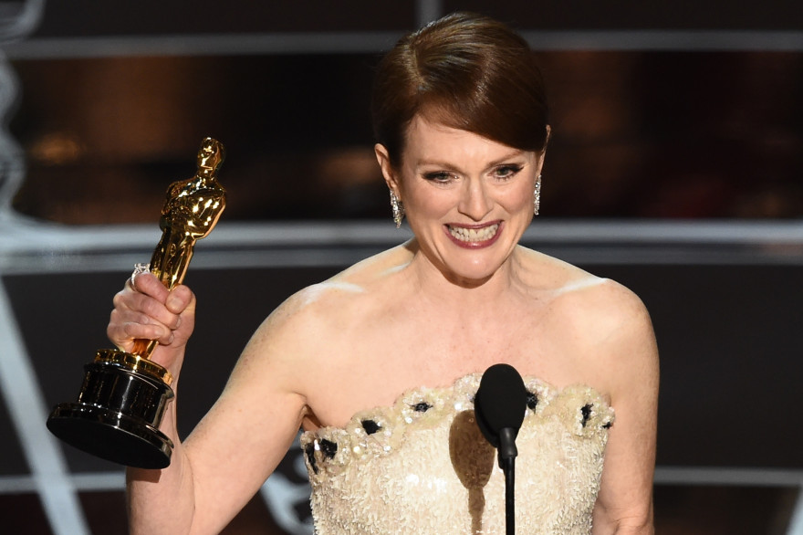 Julianne Moore a été sacrée meilleure actrice pour "Still Alice" lors de la 87e cérémonie des Oscars, le 22 février 2015 à Los Angeles.