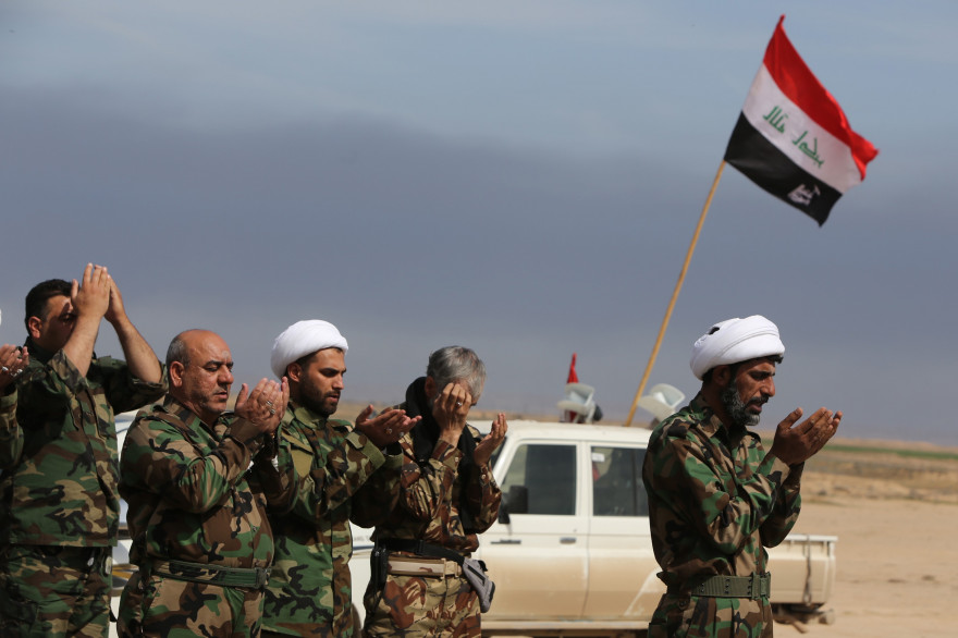 Des membres d'une milice chiite en Irak, le 8 mars 2015.