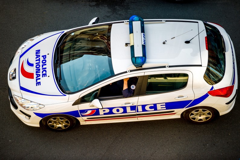Une voiture de police (illustration)