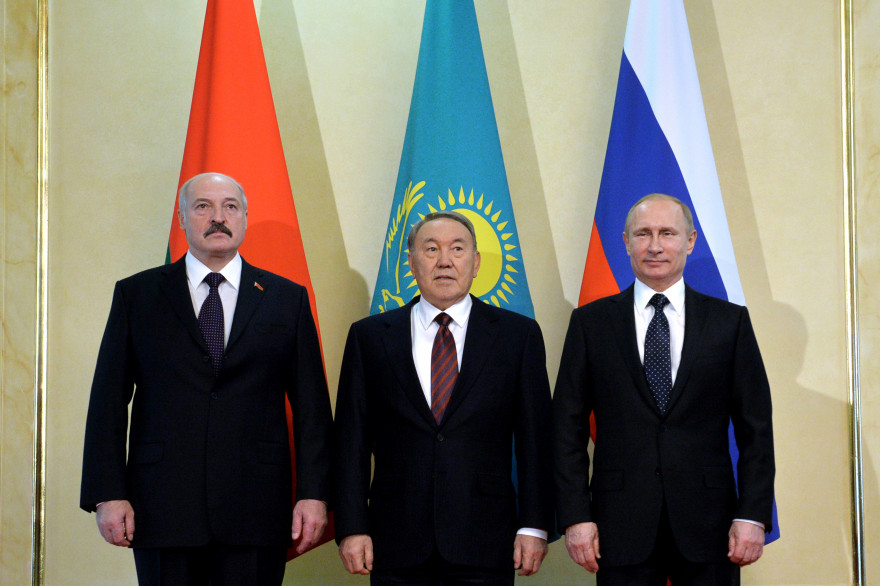 Alexander Lukashenko, président de la Biélorusse, Nursultan Nazarbayev, président du Kazakhstan et Vladimir Poutine