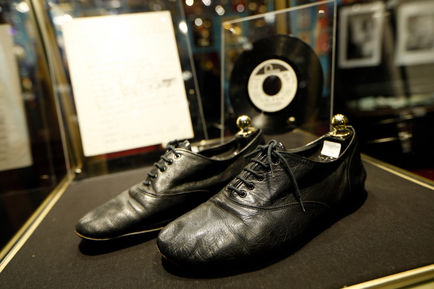 Les Repetto de Serge Gainsbourg étaient estimées entre 1.800 et 2.000 euros.