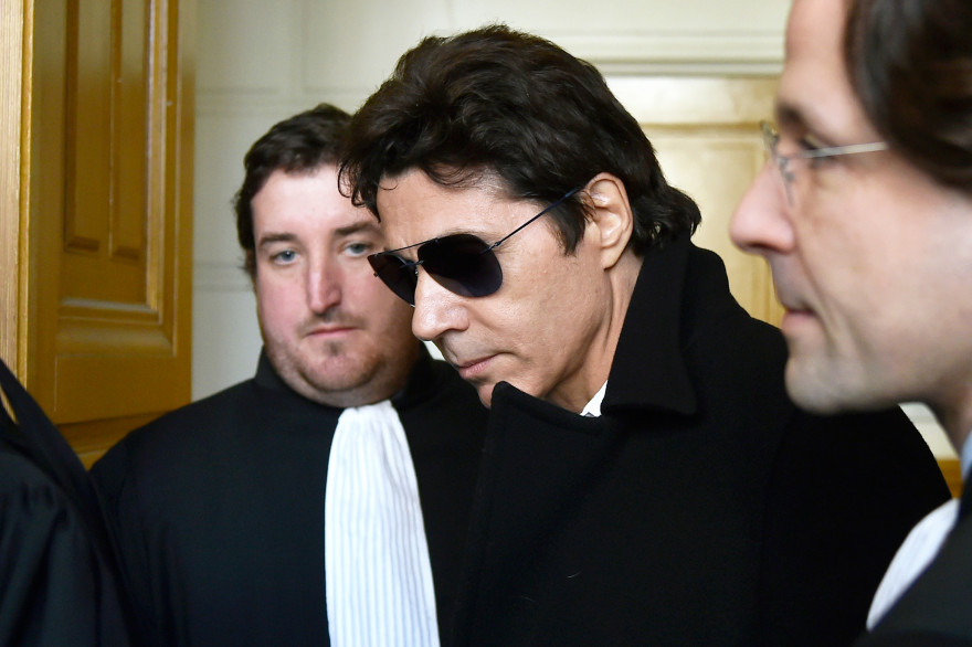 Jean-Luc Lahaye à son arrivée au tribunal correctionnel de Paris le 23 mars 2015.