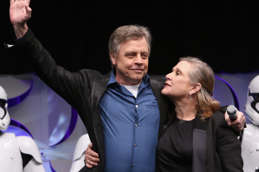 Mark Hamill (Luke Skywalker) et Carrie Fisher (princesse Leïa) lors de la convention Star Wars le 16 avril 2015 en Californie