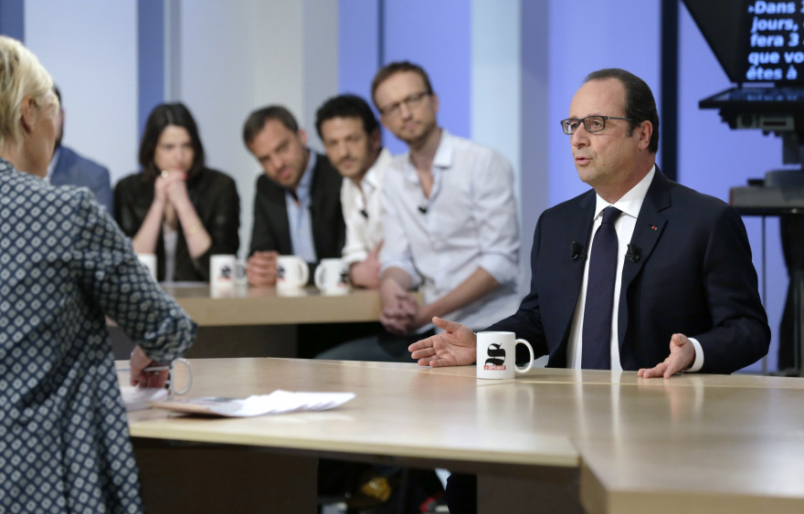 François Hollande sur le plateau du "Supplément" de "Canal +", le 19 avril 2015