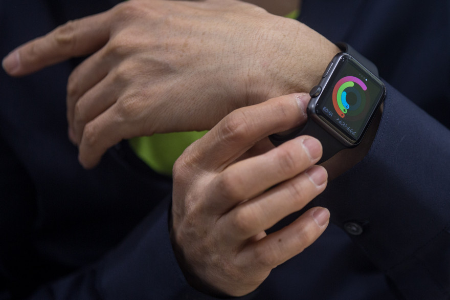 L'Apple Watch est la première montre connectée commercialisée par Apple