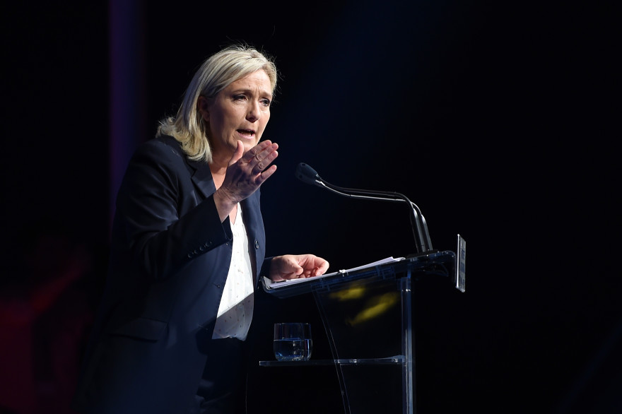 Marine Le Pen à l'université d'été du FN à Marseille le 6 septembre 2015.