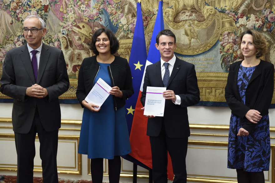 Myriam El Khomri et Manuel Valls ont présenté les pistes du compte personnel d'activité, le 9 octobre 2015