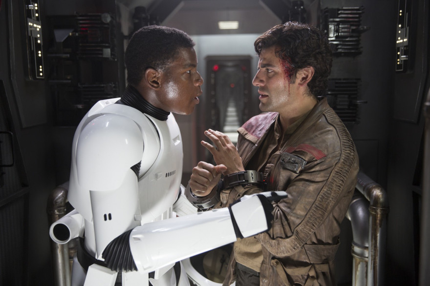 Finn et Poe Dameron (John Boyega et Oscar Isaac) seront dans "Star Wars 8"