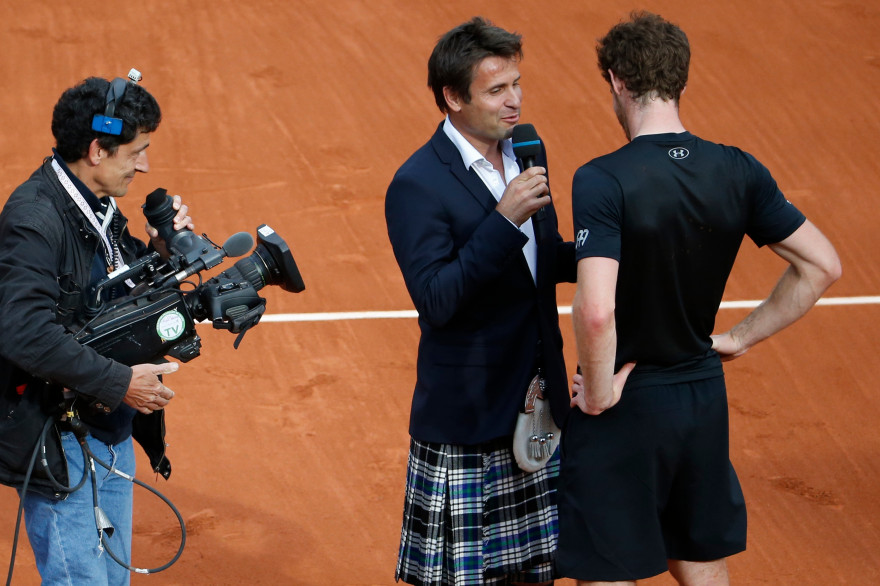 Fabrice Santoro interviewe Andy Murray en kilt en mai 2015