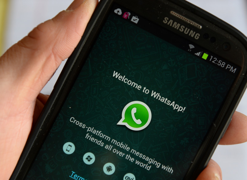 L'application Whatsapp permet d'envoyer sans frais des SMS, des vidéos, des messages vocaux et des photos à ses contacts
