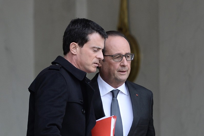 65% des Français jugent que l'action de François Hollande et Manuel Valls n'est pas à gauche