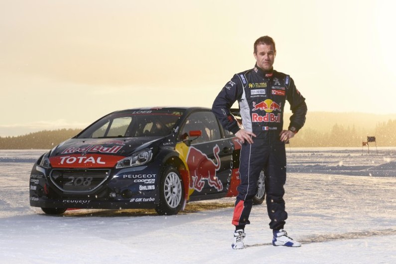 Sébastien Loeb avec sa voiture Peugeot-Hansen pour le championnat du monde de rallycross 2016