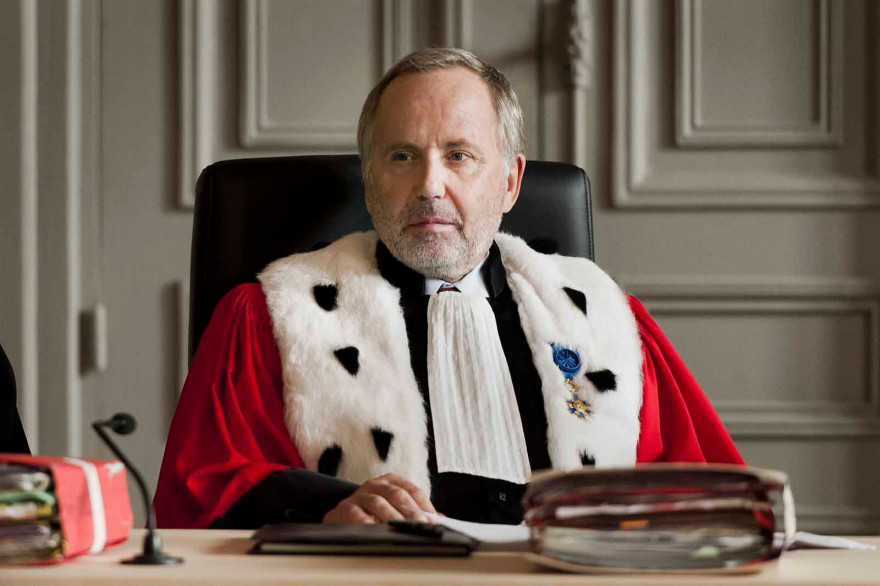 Fabrice Luchini est l'invité de Michel Drucker ce dimanche 6 mars. Il a incarné un juge de cour d'assise dans "L'hermine"