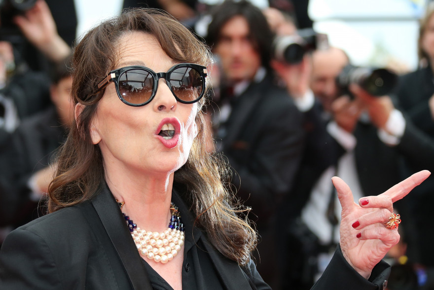 L'actrice Chantal Lauby, ancienne membre des Nuls, est l'invitée de "Vivement Dimanche"