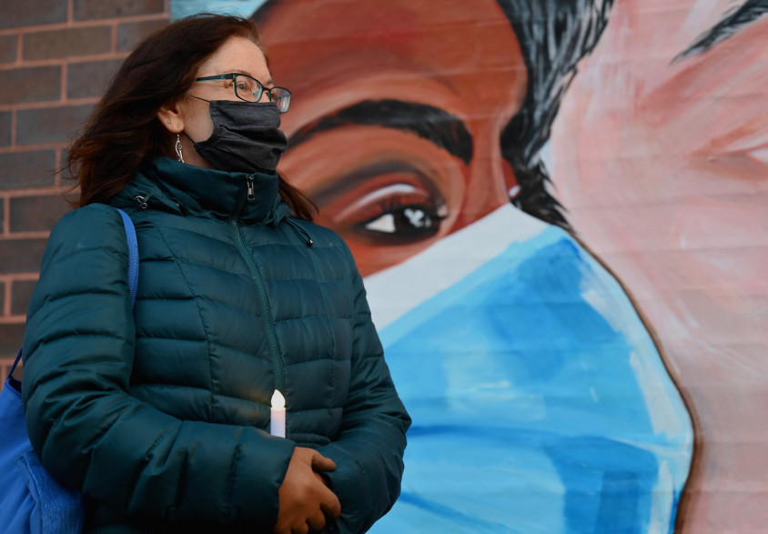Une femme portant un masque à New-York aux États-Unis (illustration)