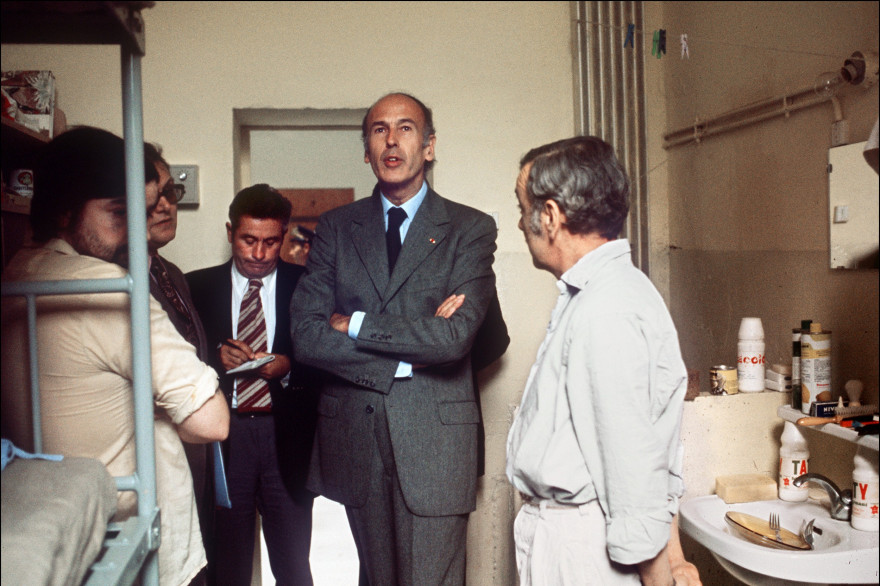 Valéry Giscard d'Estaing à la prison de Saint-Paul à Lyon, le 10 août 1974.