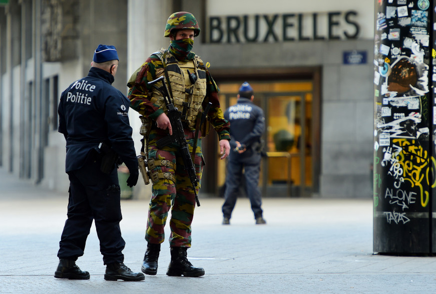 Des militaires belges mobilisés dans les rues de Bruxelles aux côtés de policiers