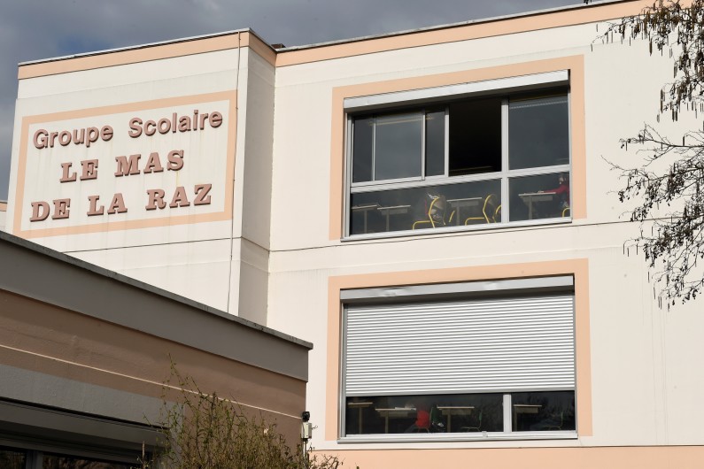 L'école de Villefontaine où l'ancien directeur a été mis en examen pour viols sur des élèves.