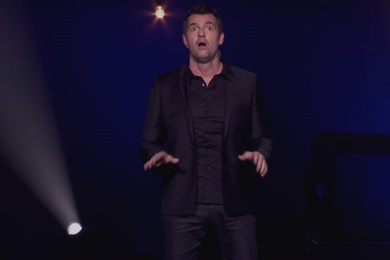 Arnaud Ducret joue son 3e one man show au Casino de Paris