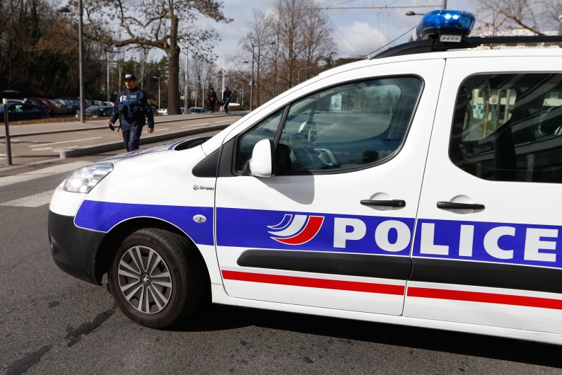 Une voiture de police (illustration)
