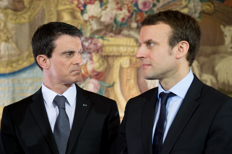 Manuel Valls et Emmanuel Macron, à Matignon le 8 février 2016
