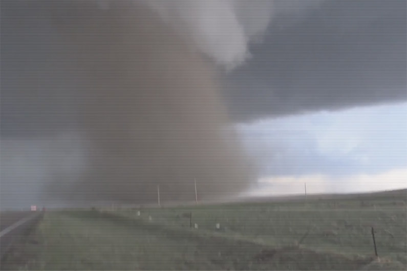 VIDÉO ÉtatsUnis une impressionnante tornade dans le Colorado