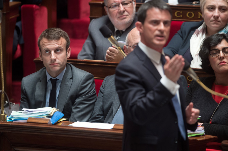 Emmanuel Macron et Manuel Valls à l'Assemblée nationale