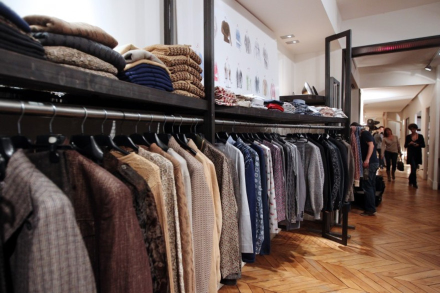Vêtements pour hommes (illustration)