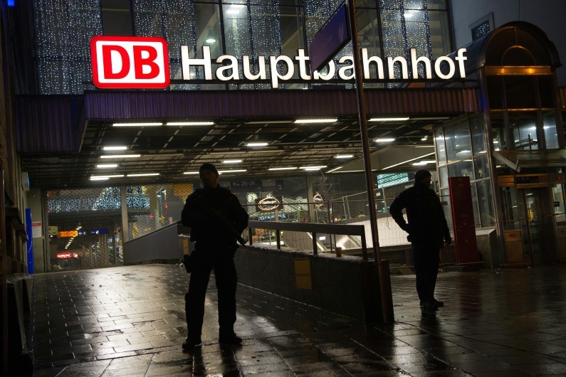 La gare de Munich fermée au public, le 31 décembre 2015, en raison d'un risque d'attentat.