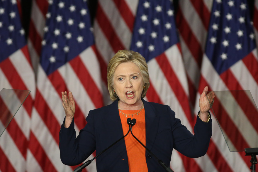 Présidentielle américaine 2016 - Le Top 5 : Clinton sort l'arme nucléaire contre Trump, pour éviter qu'il s'en approche