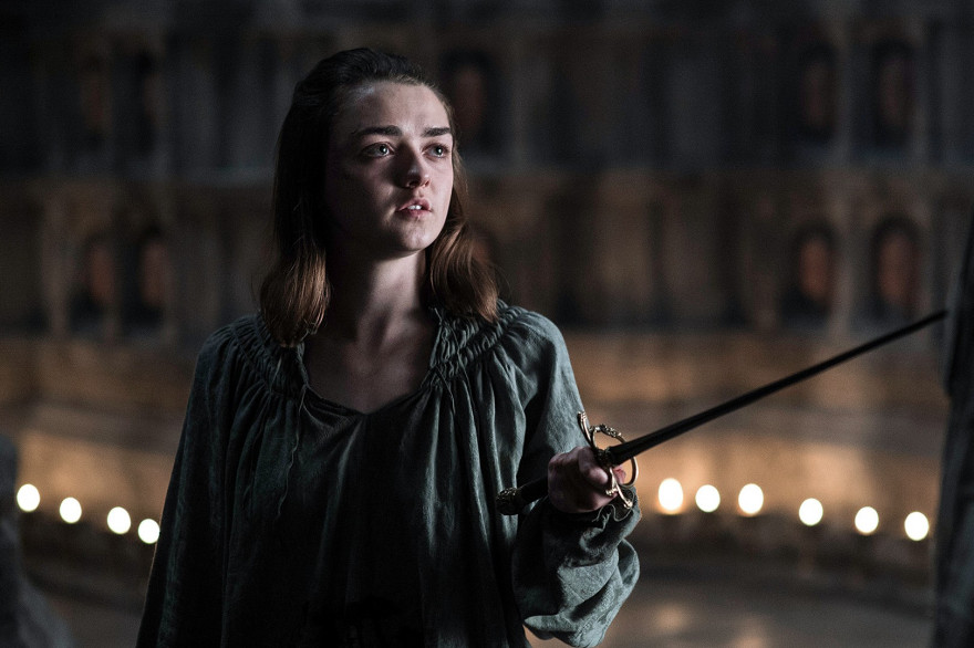 Arya Stark et son épée "Aiguille".