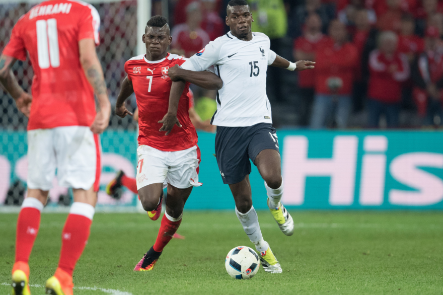Paul Pogba face à la Suisse le 20 juin 2016