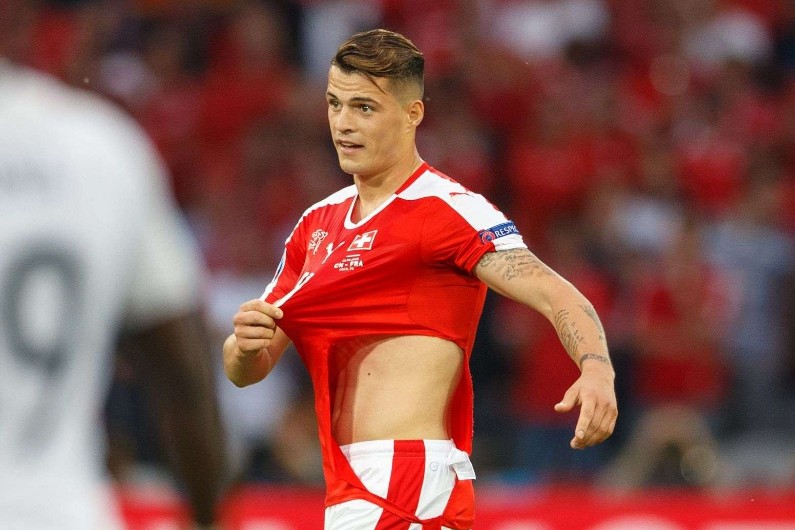 Granit Xhaka lors de Suisse-France le 19 juin à Lille.