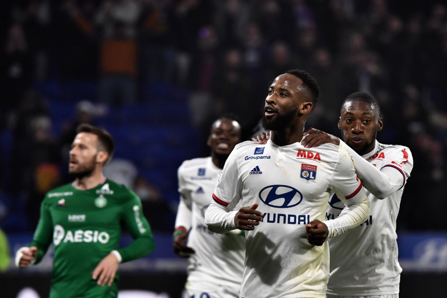 Moussa Dembélé et Karl Toko-Ekambi le 1er mars 2020 à Décines-Charpieu