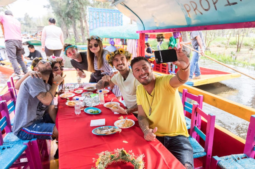 Allan, Maeva, Kevin, Nicolas, Victoria et Paga à Mexico