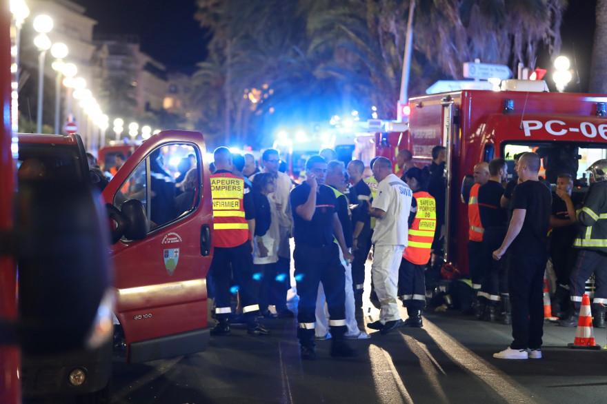 Scènes d'horreur sur la Promenade des Anglais, à Nice, le 14 juillet 2016.