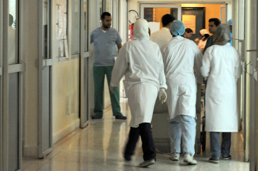 Des infirmières dans un hôpital (Illustration).