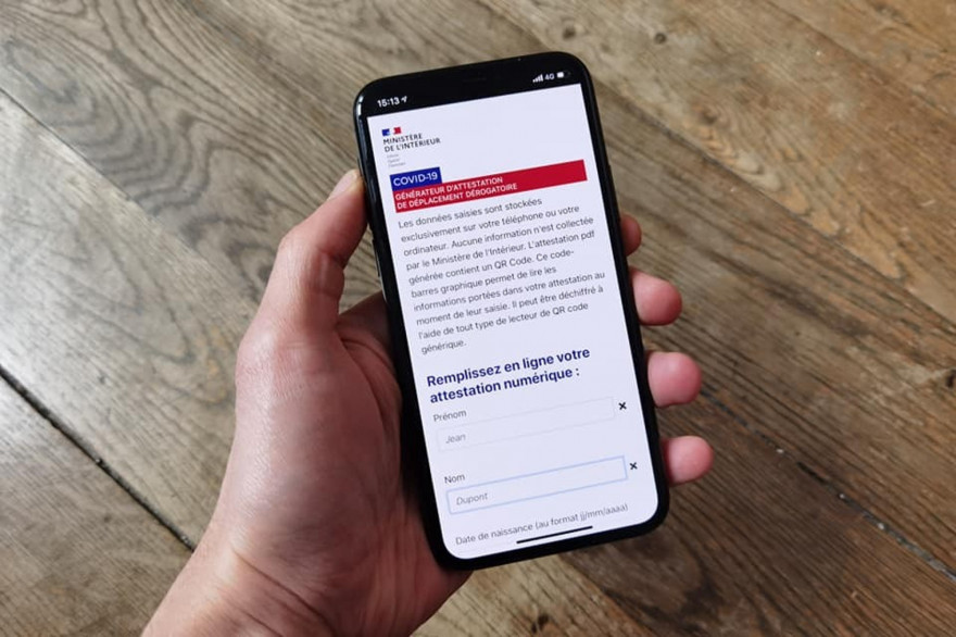 L'attestation sur smartphone est disponible depuis le 6 avril