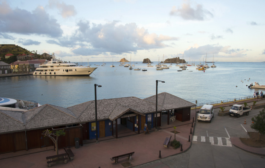 Les plages de Saint-Barthélémy, ouvertes à la baignade en temps de confinement.