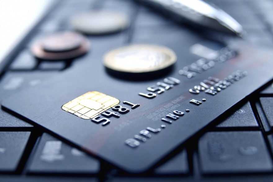 Le plafond du paiement sans contact va passer de 30 à 50 euros