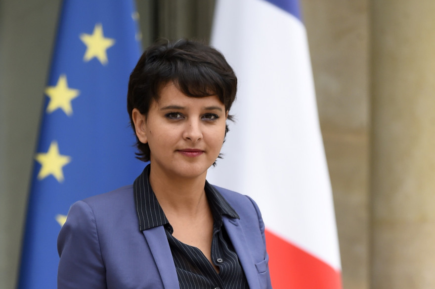 Najat Vallaud-Belkacem quittant l'Élysée en juillet 2016