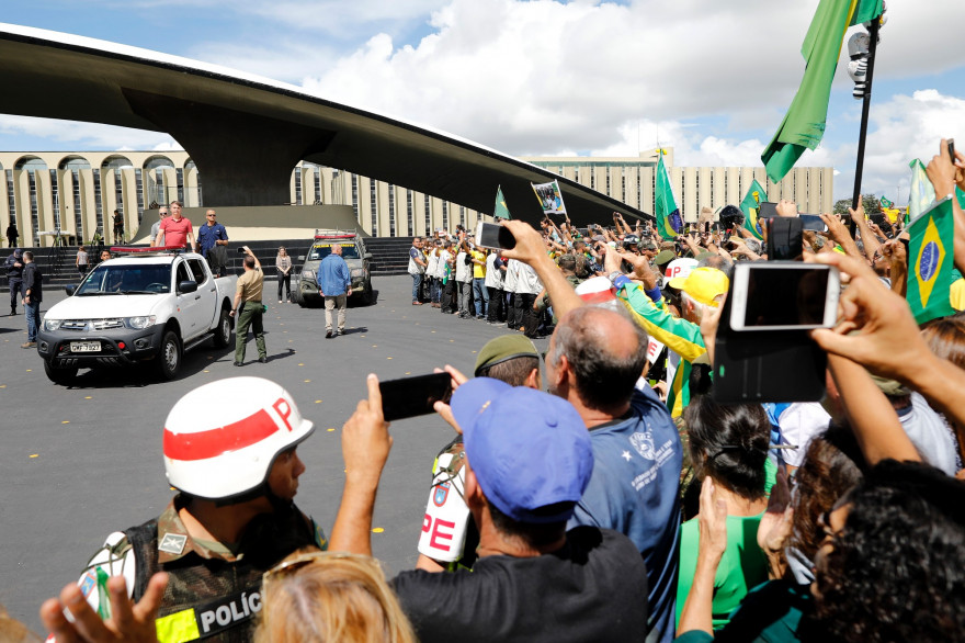 Jair Bolsonaro à la manifestation anti-confinement, dimanche 19 avril