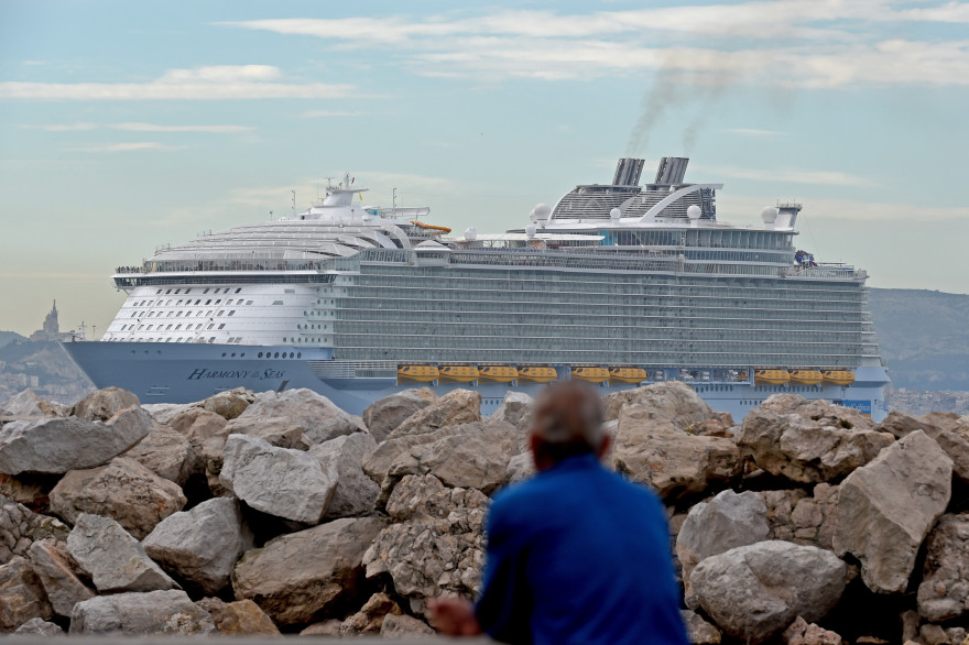 Harmony of Seas, le plus grand paquebot du monde, en juin 2016 à Marseille
