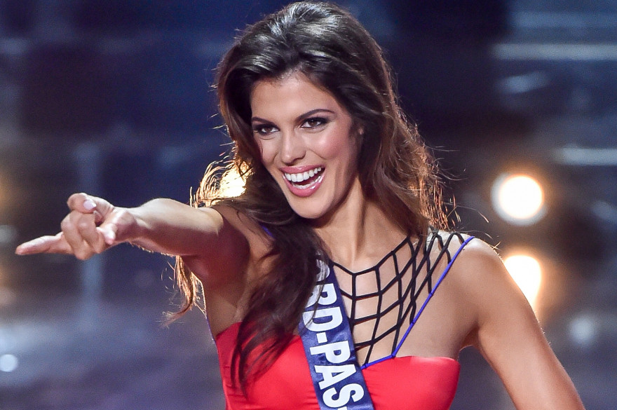 Iris Mittenaere lors de l'élection de Miss France 2016
