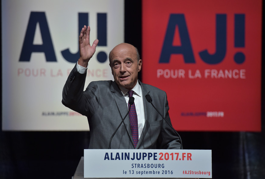 Alain Juppé lors d'un meeting à Strasbourg, le 13 septembre 2016