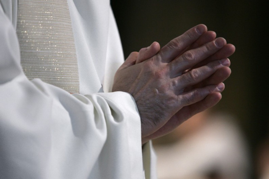 Le nombre de personnes se disant victimes d'abus du père Finet, co-fondateur des Foyers de la charité a presque doublé