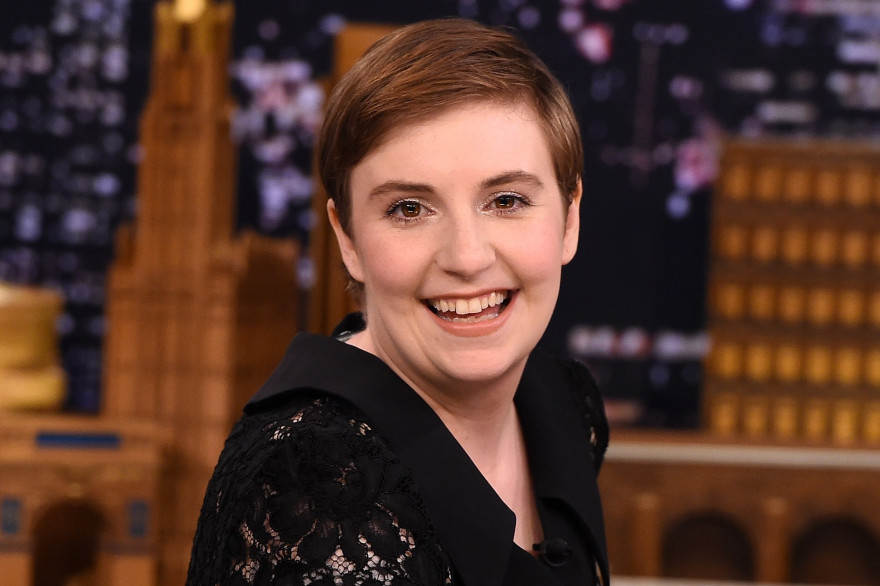 Lena Dunham sur le plateau du "Tonight Show" de Jimmy Fallon, le 12 juin 2015